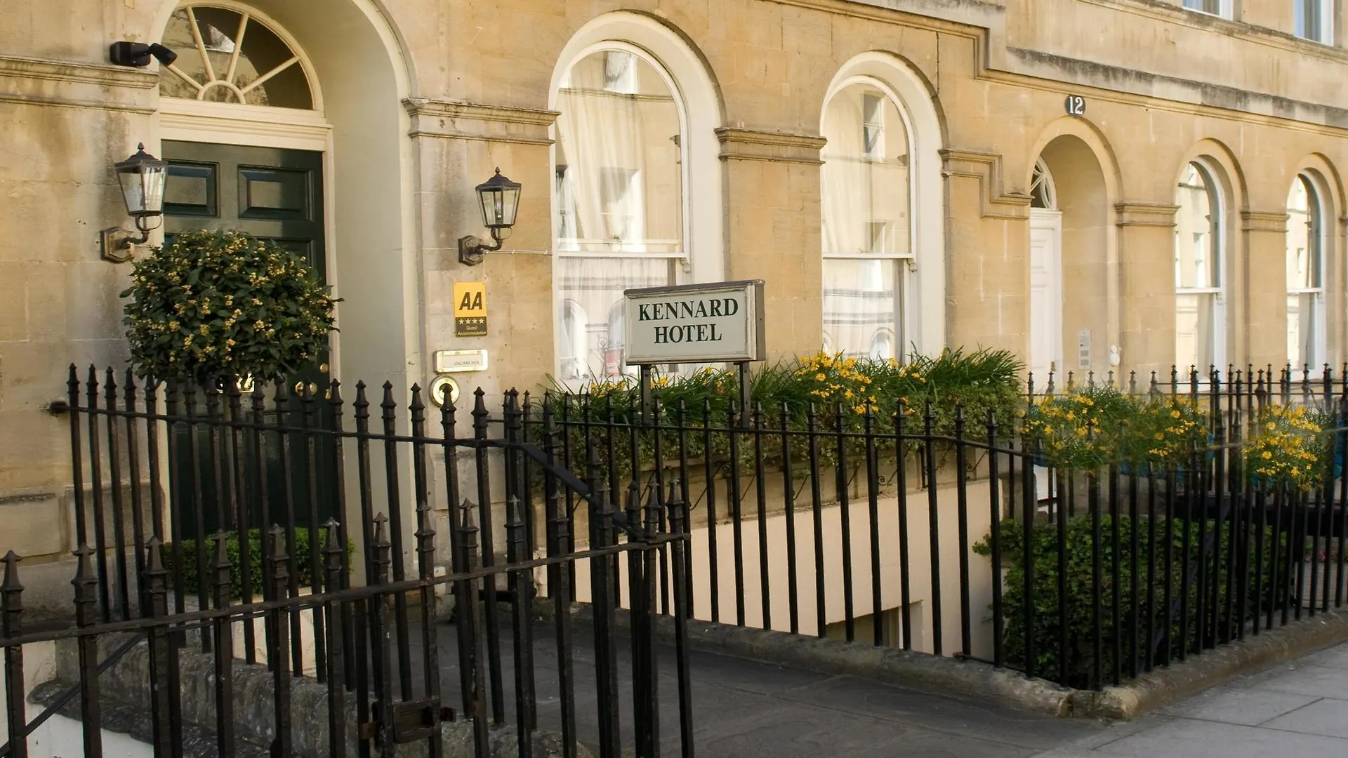 The Kennard Boutique Guesthouse Bath